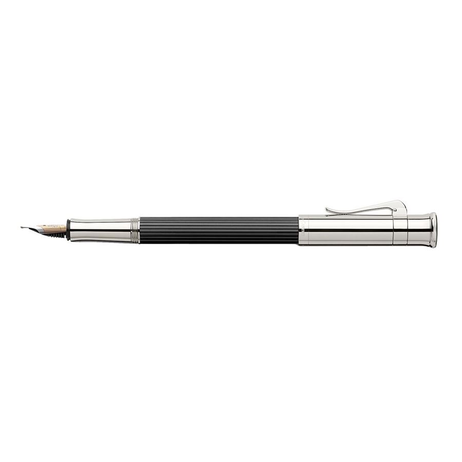 Graf-von-Faber-Castell - Fountain pen Classic Ebony OM